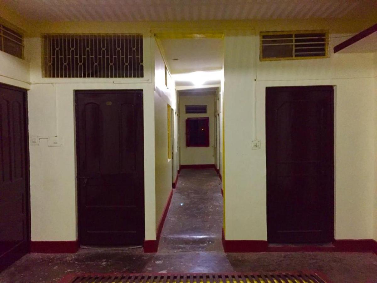 Grg Shanti Guest House Varanasi Esterno foto