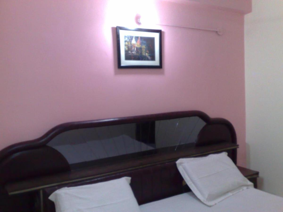 Grg Shanti Guest House Varanasi Esterno foto